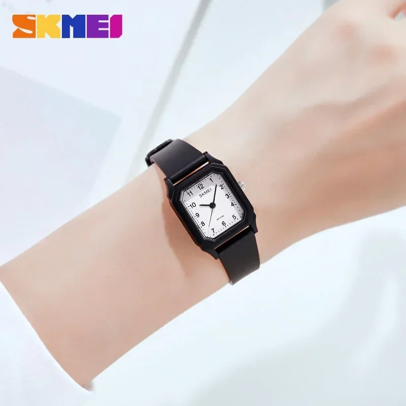 SKMEI 1651 Small Young Lady Watch Clock reloj mujer Light Thin Girls Quartz Watches Fashion Creative Women Quartz Wristwatches